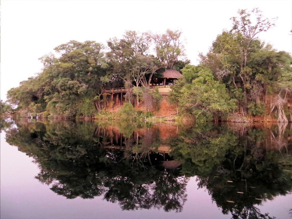 Gondwana Namushasha River Lodge Kongola Phòng bức ảnh